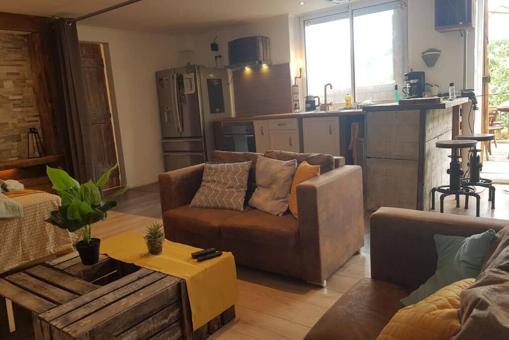 L'Idyllique - Studio Prive Sous Maison Saint-Didier-sur-Beaujeu エクステリア 写真